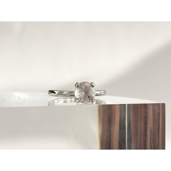 Avon Sterling Vintage Straight Shank Cubic Zirconia Engagement Style Ring - sz 6 - Picture 3 of 10